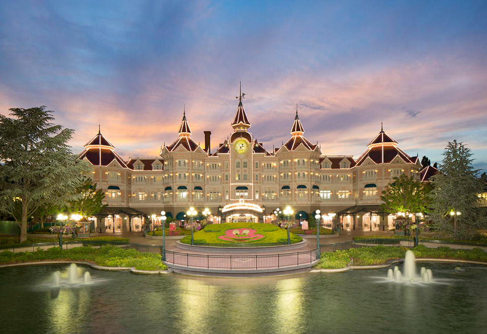 Disneyland Hotel