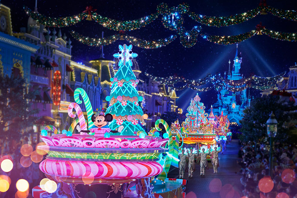 Disney\'s Enchanted Christmas Season | Short Breaks by Coach to ...