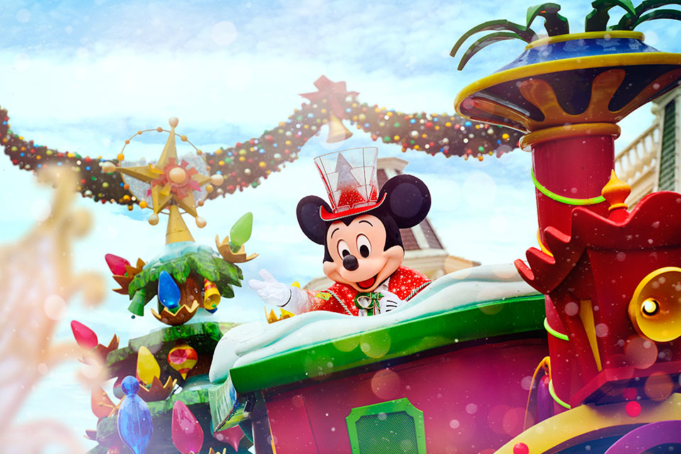 Mickey Mouse in Disney's enchanting Christmas Parade